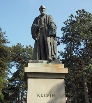 Photo statue of Lord Kelvin